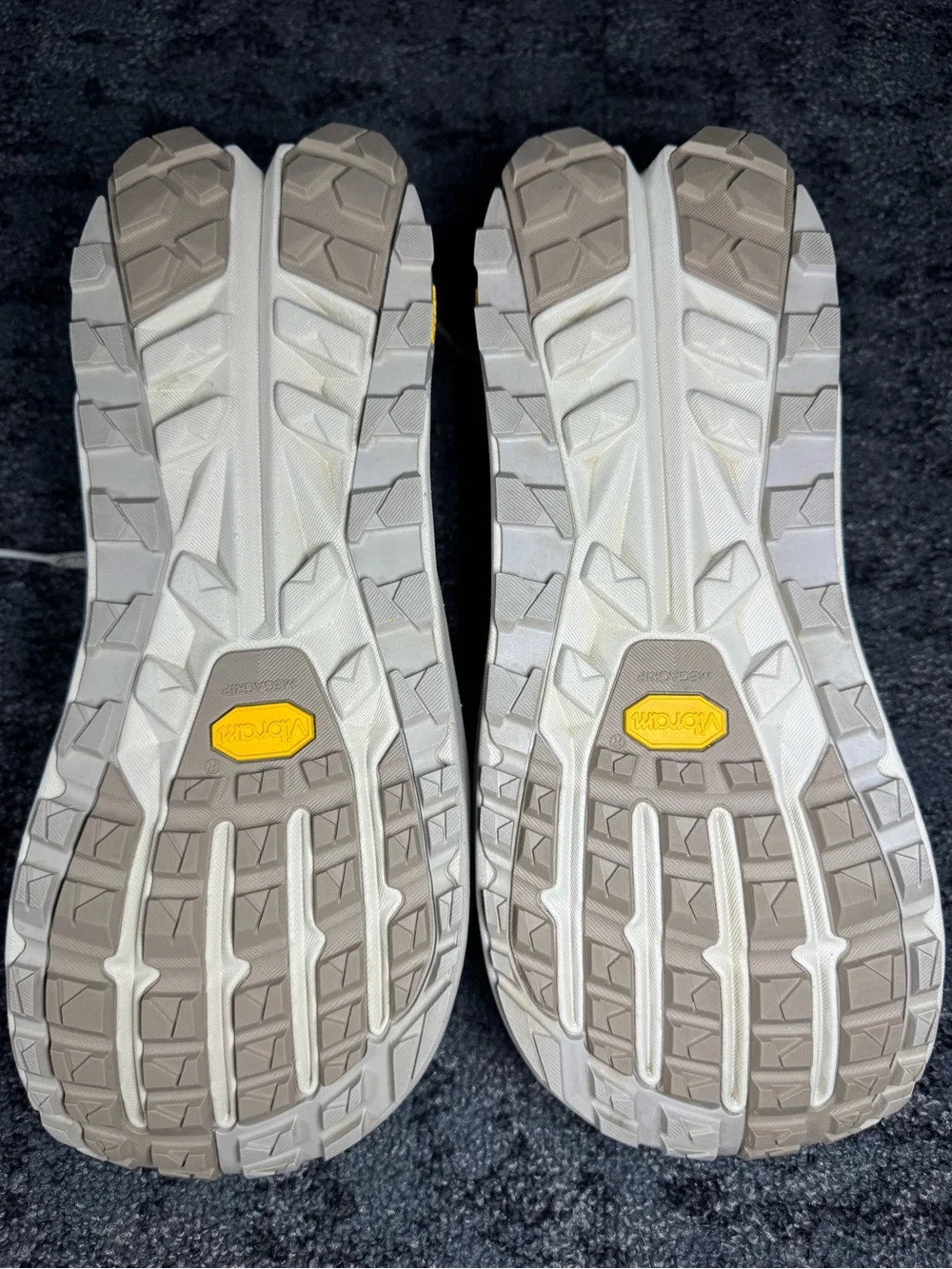 ALTRA Women's Olympus 6 Trail Running Shoe Size 11